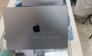 New Laptop Apple MacBook Pro 2021 M1 16GB Apple M1 Pro SSD 512GB