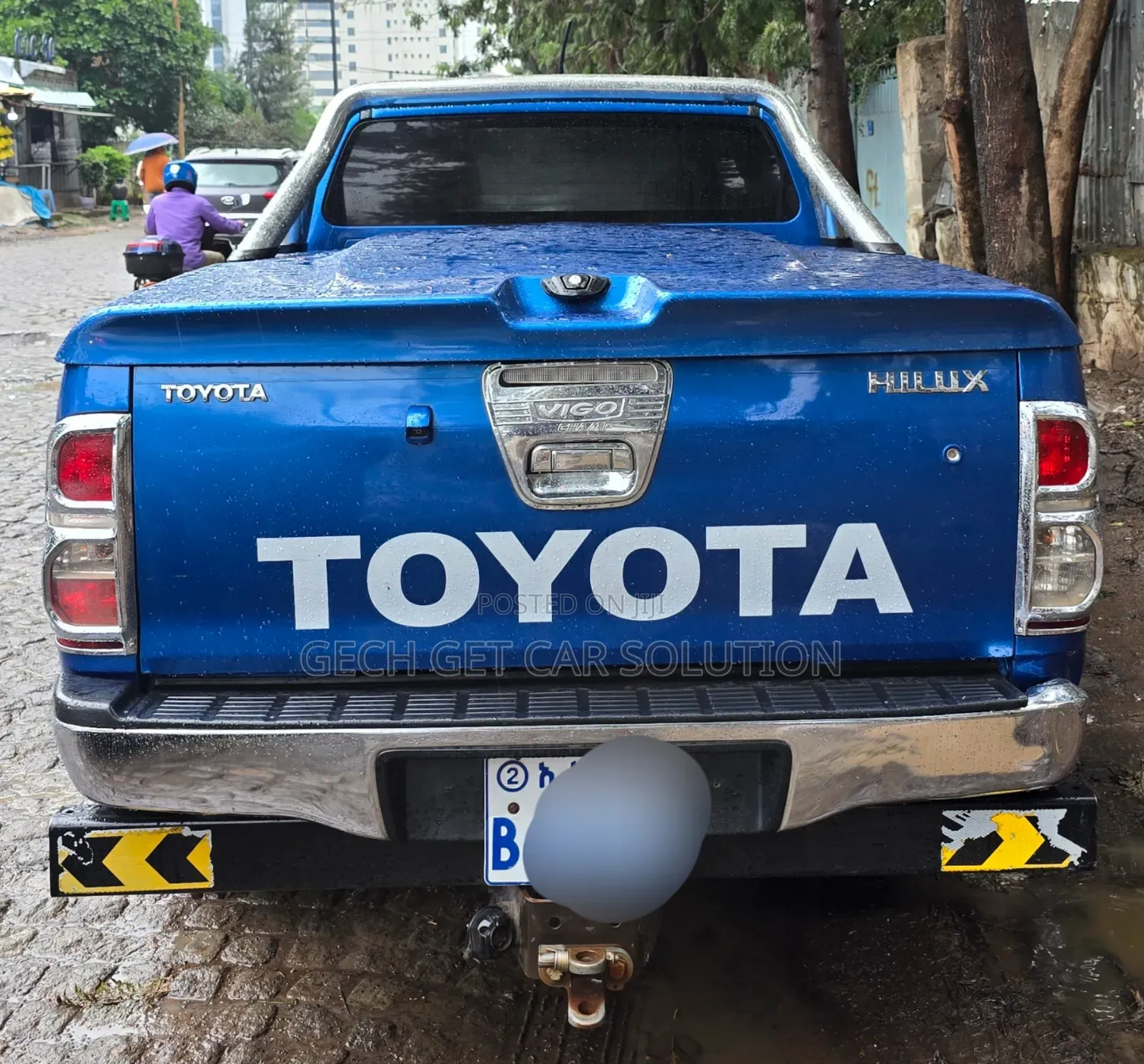 Toyota Hilux 2013 Blue