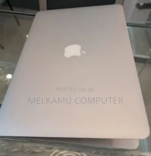 New Laptop Apple MacBook Air 2017 8GB Intel Core i5 SSD 128GB