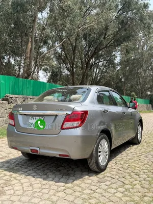 Suzuki Dzire 2022 Silver