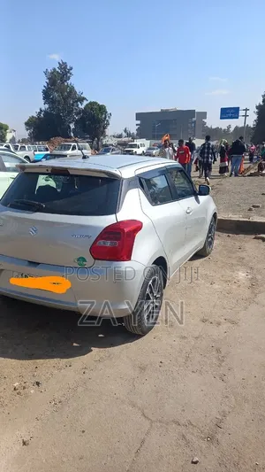 New Suzuki Swift 2023 Silver