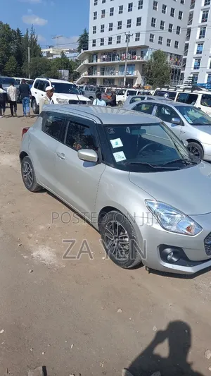 New Suzuki Swift 2023 Silver