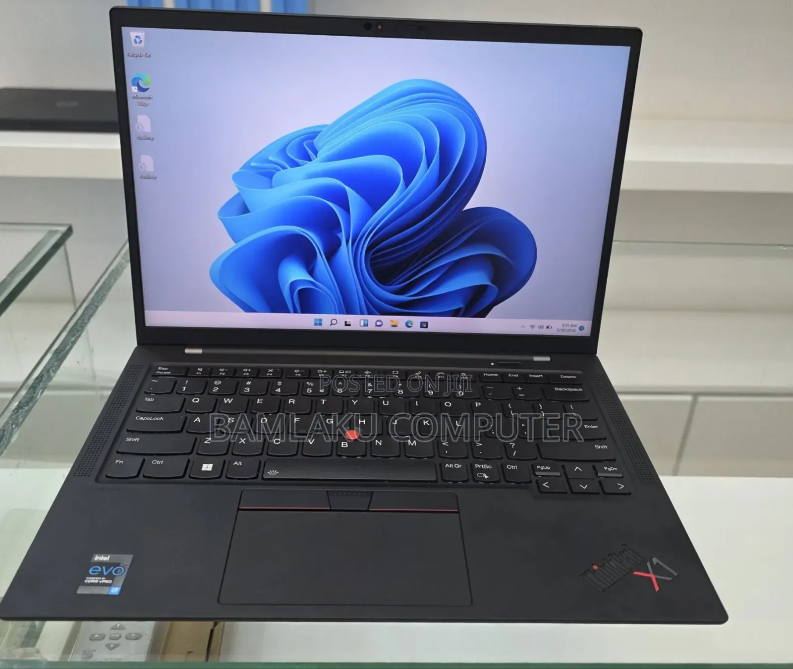 New Laptop Lenovo ThinkPad X1 Carbon 16GB Intel Core i7 SSD 512GB