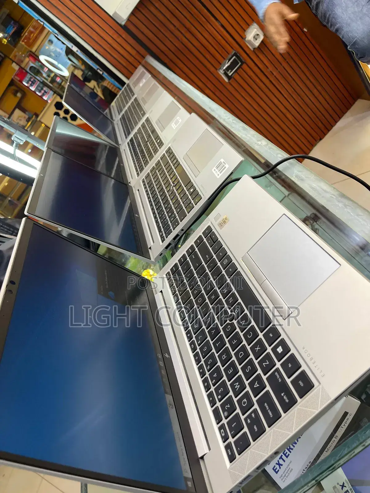 New Laptop HP EliteBook 840 16GB Intel Core i5 SSD 512GB
