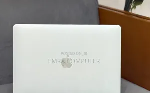 New Laptop Apple MacBook 2018 8GB Intel Core i5 SSD 128GB