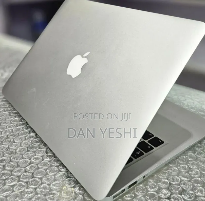 New Laptop Apple MacBook Air 8GB Intel Core i7 SSD 512GB
