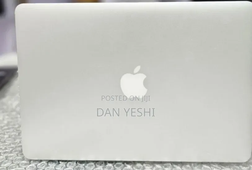 New Laptop Apple MacBook Air 8GB Intel Core i7 SSD 512GB