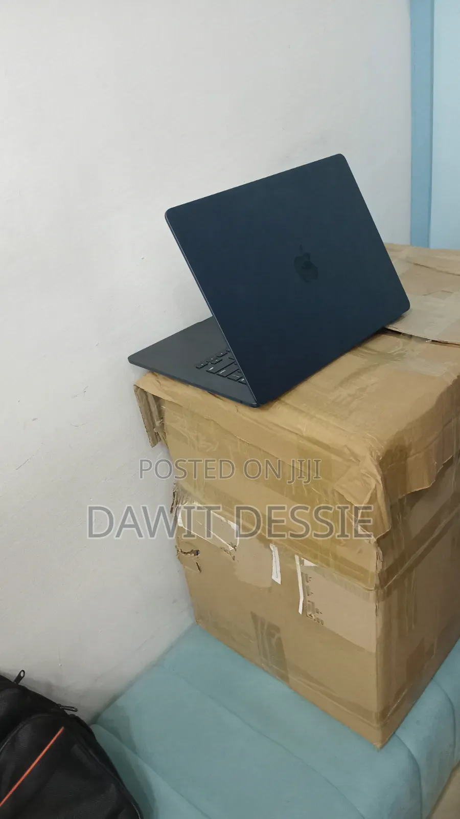New Laptop Apple MacBook Air 2024 M3 8GB Apple M3 SSD 256GB