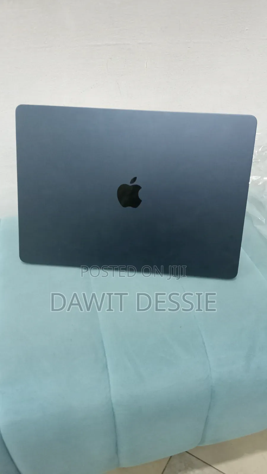 New Laptop Apple MacBook Air 2024 M3 8GB Apple M3 SSD 256GB