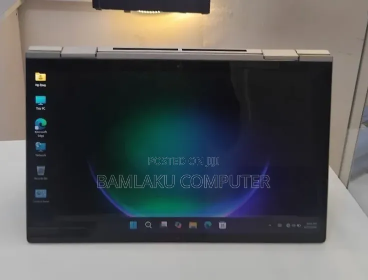 New Laptop HP Envy X360 8GB Intel Core i7 SSD 512GB