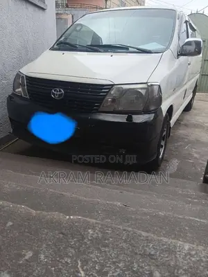 Toyota HiAce 2007 White