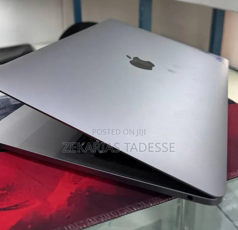 New Laptop Apple MacBook Pro 2021 M1 16GB Apple M1 SSD 512GB