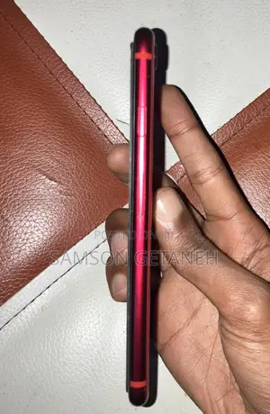 Apple iPhone SE (2020) 256 GB Red