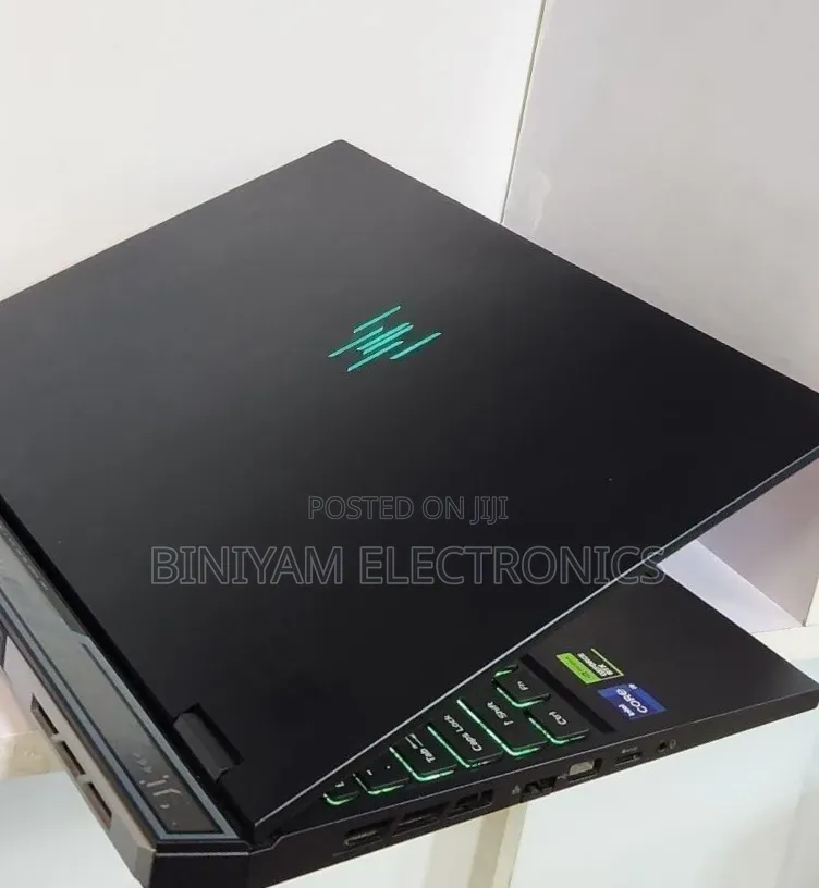 New Laptop Acer Predator Helios Neo 16 16GB Intel Core i9 SSD 1T