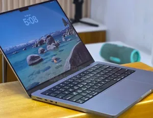 New Laptop Apple MacBook Pro 2021 M1 32GB Apple M1 Pro SSD 512GB