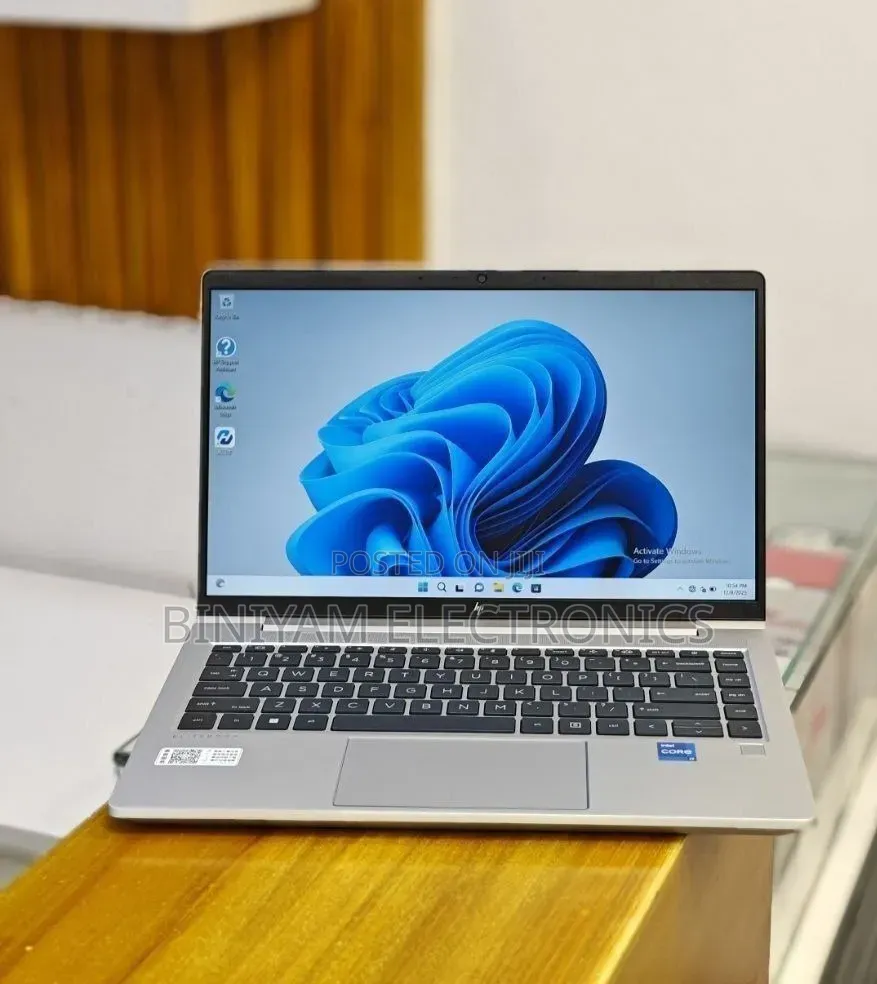New Laptop HP ProBook 440 G10 16GB Intel Core i7 SSD 1T