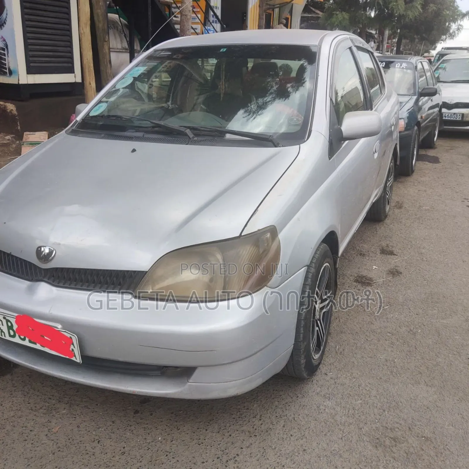 Toyota Platz 2002
