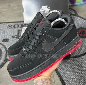Nike Airforce 1 ‘07’ 