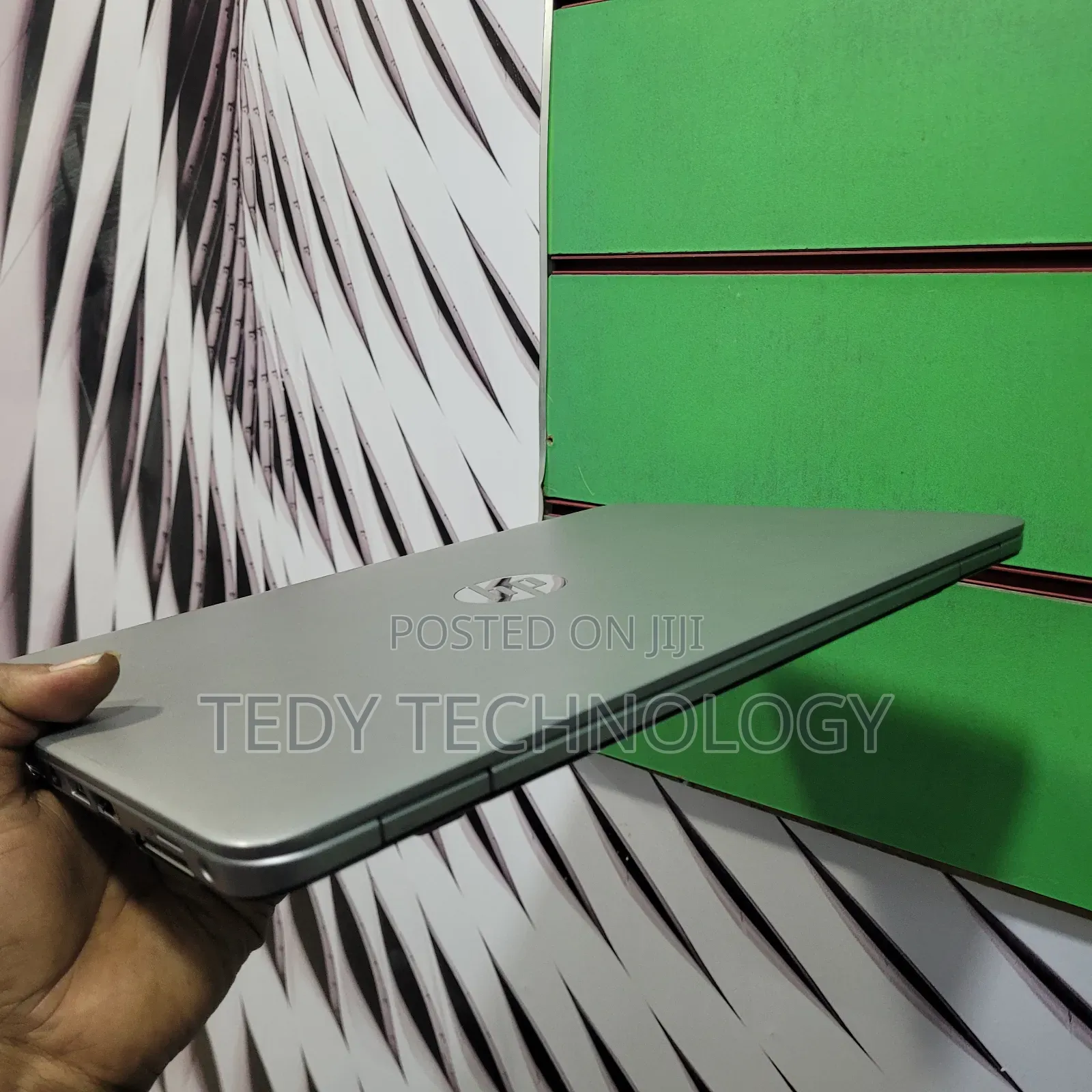 New Laptop HP EliteBook 840 8GB Intel Core i5 SSD 256GB