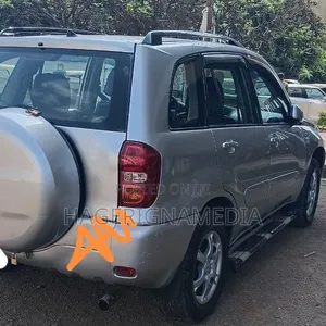Toyota RAV4 2005 Silver