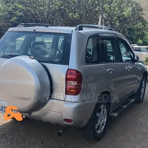 Toyota RAV4 2005 Silver