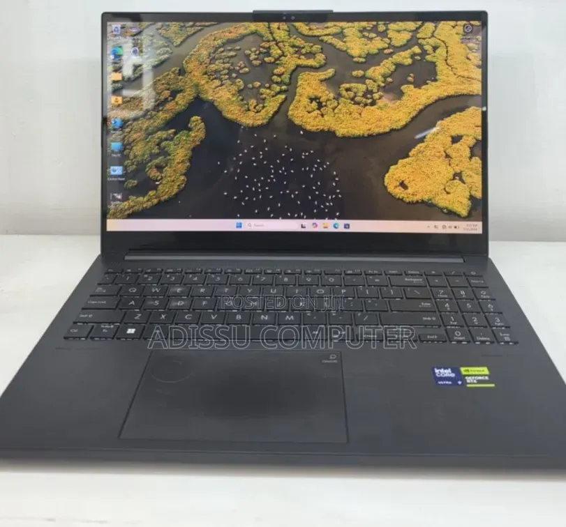 New Laptop Asus Vivobook 15 16GB Intel Core Ultra 9 SSD 512GB
