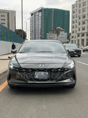 Hyundai Avante 2023 Gray