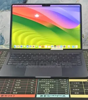 New Laptop Apple MacBook Air 2022 M2 8GB Apple M2 SSD 512GB