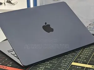 New Laptop Apple MacBook Air 2022 M2 8GB Apple M2 SSD 512GB
