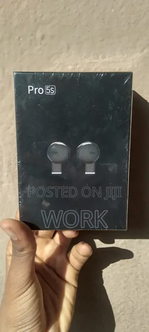 Pro 5s Earbud