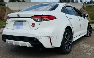 Toyota Corolla 2023 White