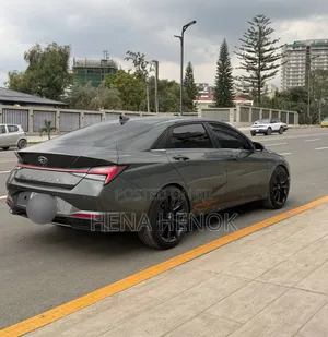 Hyundai Avante 2022 Gray