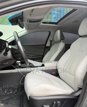Hyundai Avante 2022 Gray