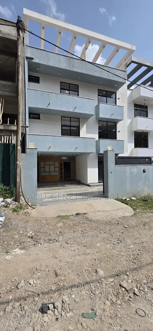 Furnished 6bdrm House in Around Ayat, Yeka for sale