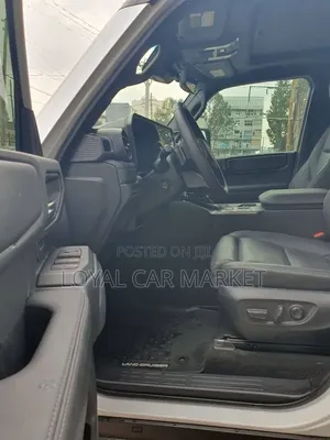 Toyota Land Cruiser Prado 2023 White