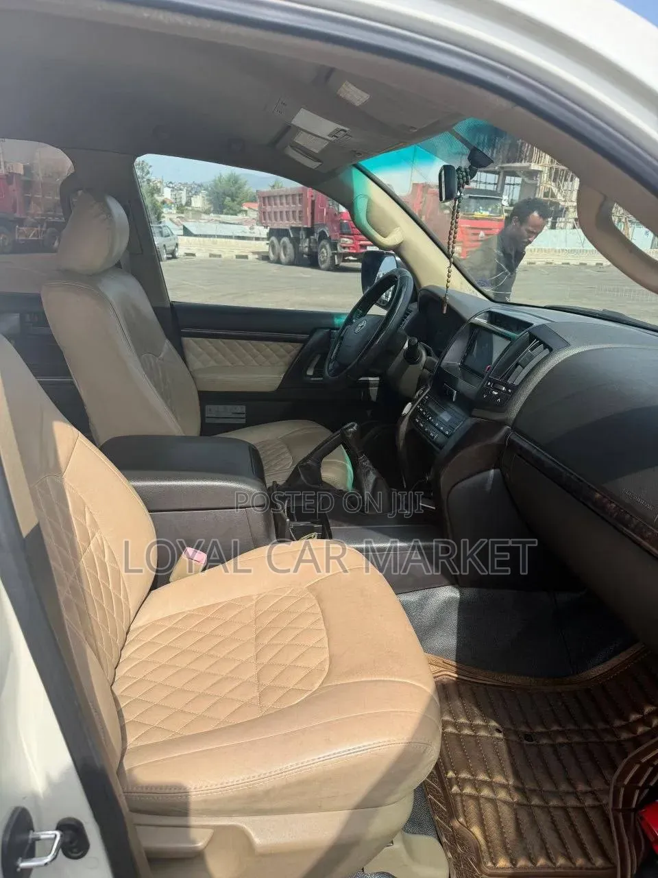 Toyota Land Cruiser 2007 White