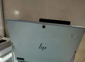 New Laptop HP X2 8GB Intel Core i5 SSD 256GB