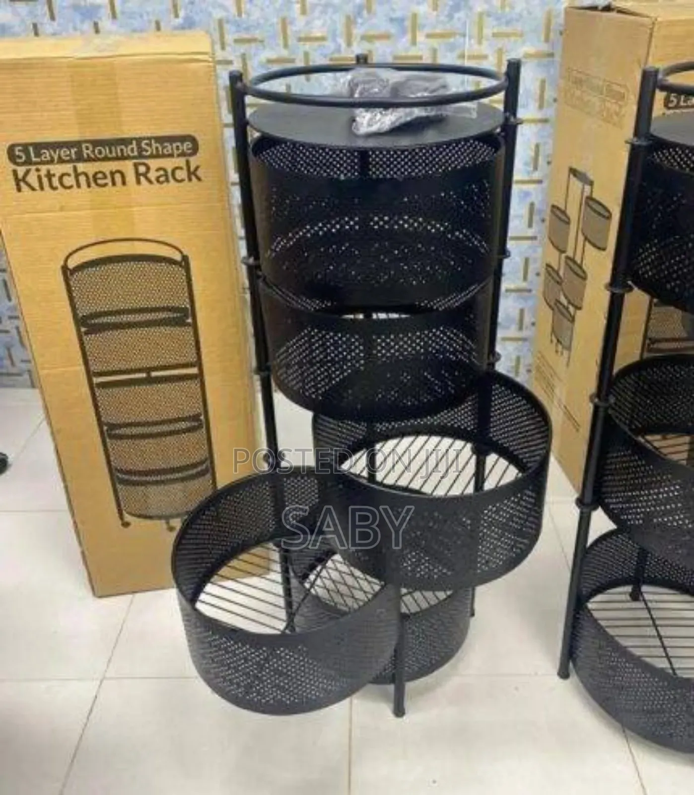 4-Layer Mesh Trolley Features a Rotating Round Design