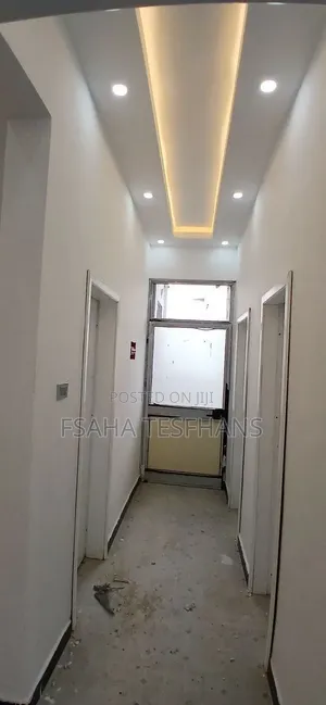 4bdrm Villa in Villa, Bole for rent