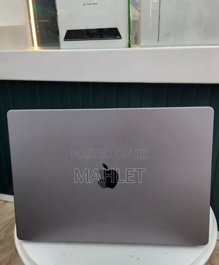 New Laptop Apple MacBook Pro 2021 M1 Max 16GB Intel Core i7 SSD 1T