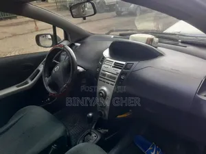 Toyota Yaris 2006 Gray
