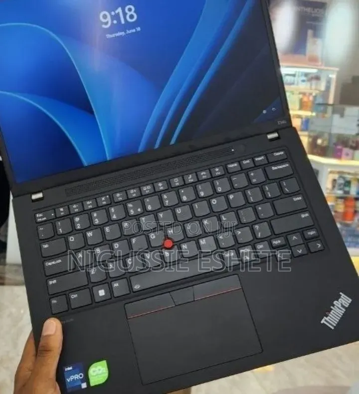 New Laptop Lenovo ThinkPad Yoga 16GB Intel Core i7 SSD 1T