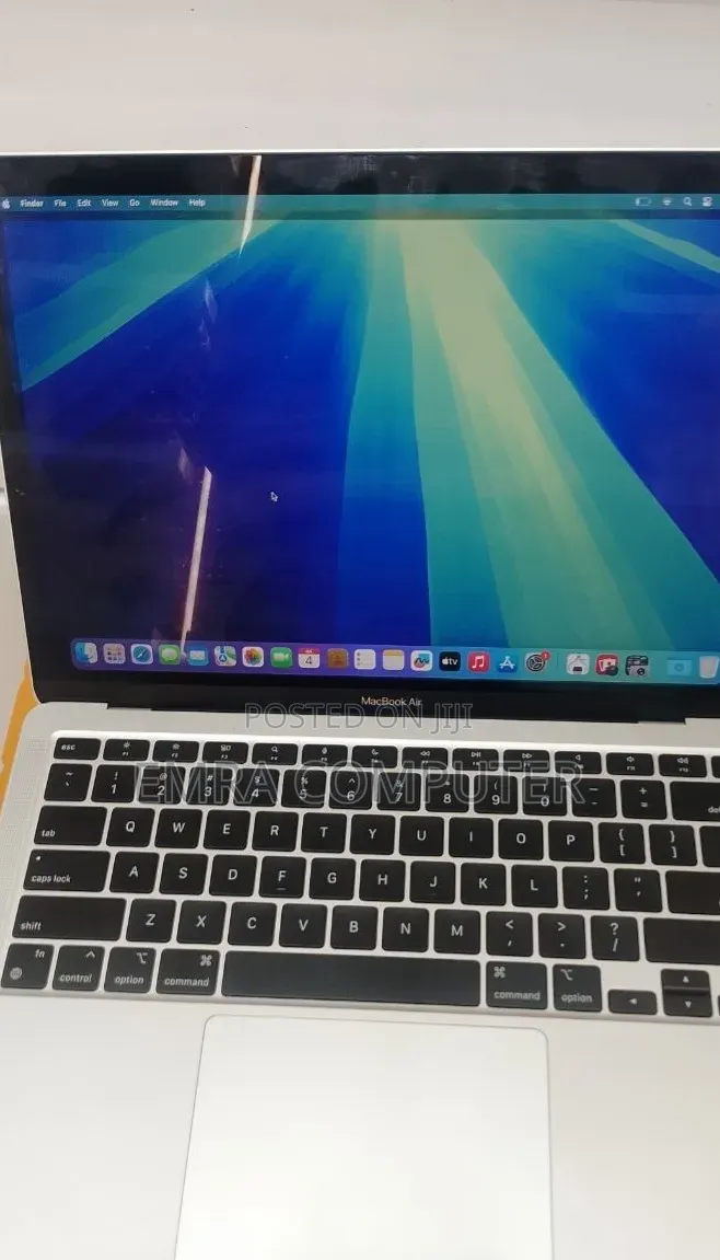 New Laptop Apple MacBook Air 2020 M1 8GB Apple M1 SSD 256GB