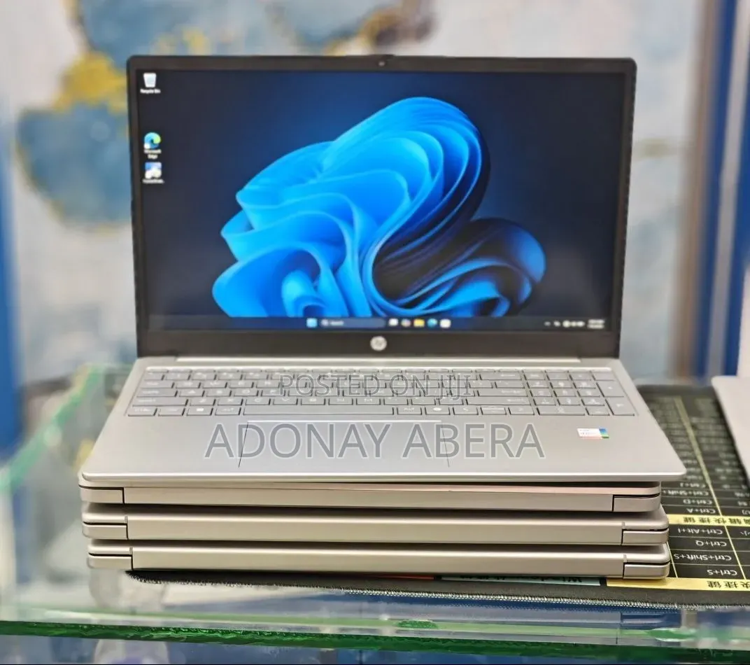 New Laptop HP Stream Notebook 16GB Intel Core i7 SSD 512GB