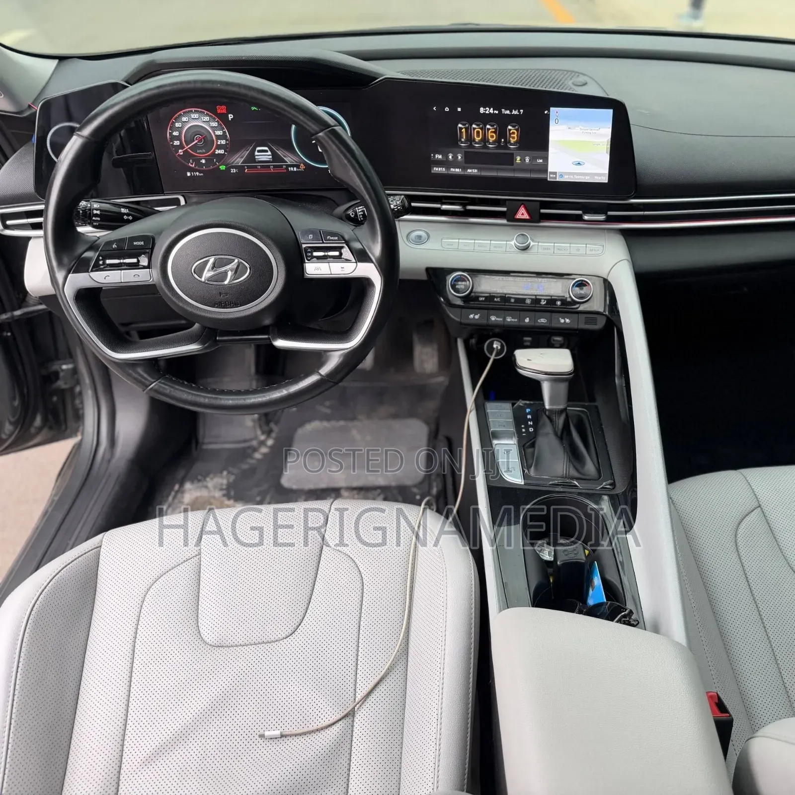 Hyundai Avante 2022 Gray