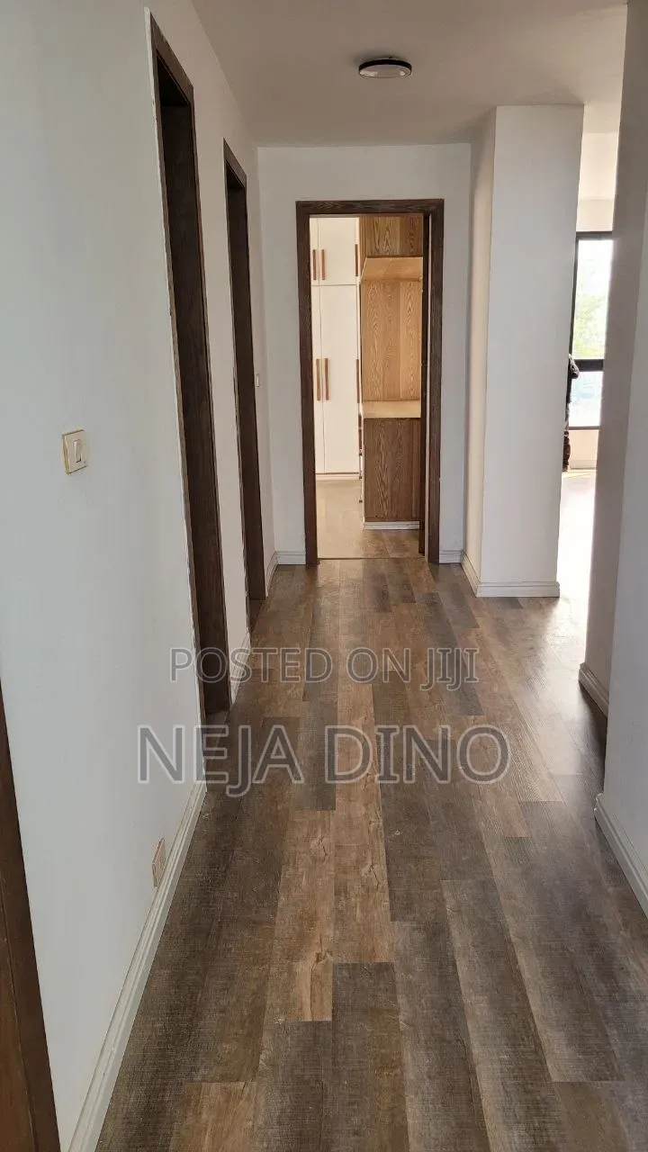 Furnished 3bdrm Apartment in Re, Bole for sale