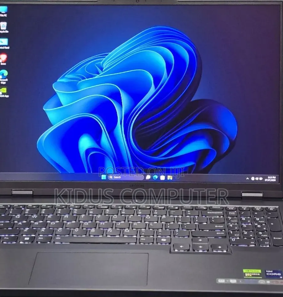 New Laptop Lenovo Legion 9 16GB Intel Core i9 SSD 1T