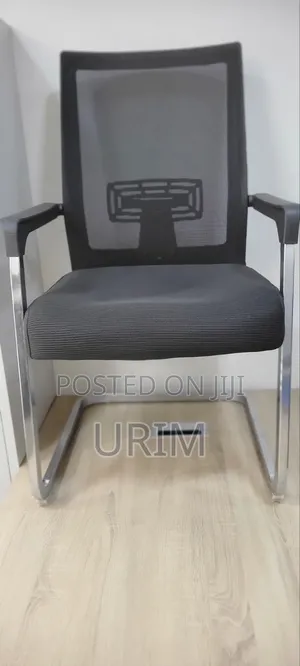 U Lag Mash Gust Chair