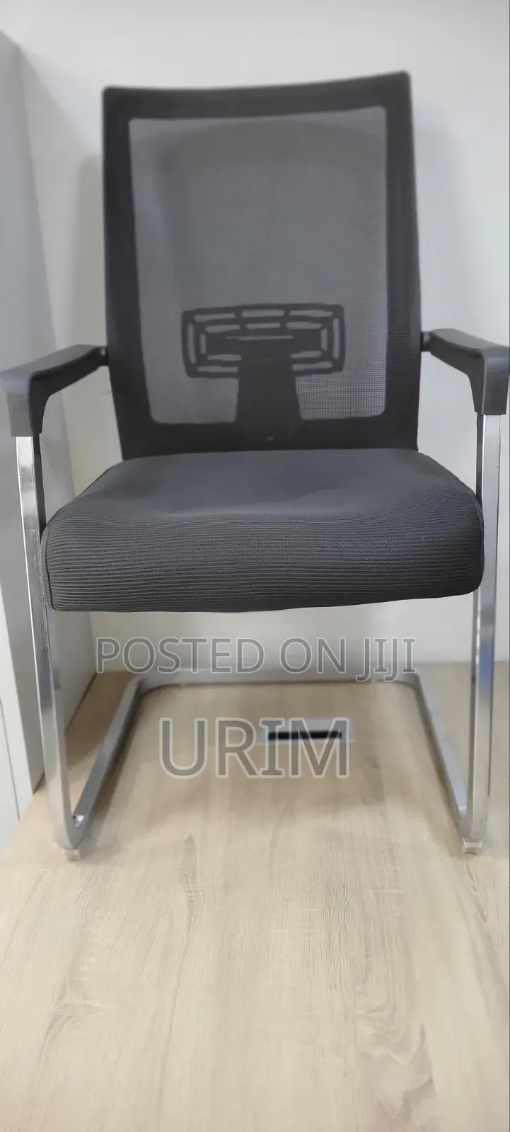 U Lag Mash Gust Chair