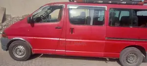 Toyota HiAce 1999 Red